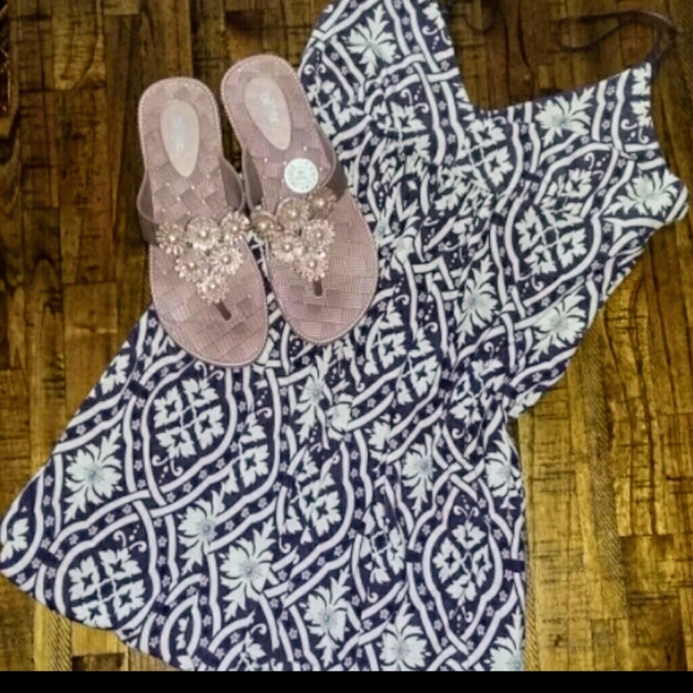 Lani Sundress EUC